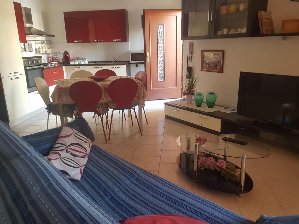 Ferienwohnung Alma House Porto Torres Exterior foto